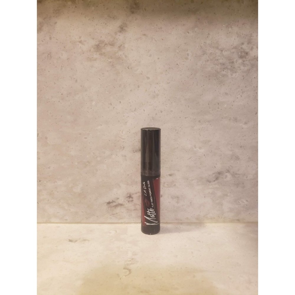 LA Girl Matte Flat Finish Pigment Gloss GLG842 Secret 0.17 Oz New Sealed